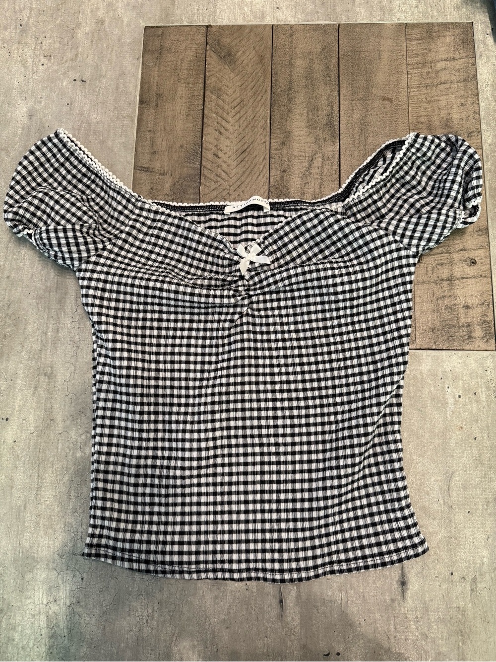 Black & White Gingham Puff-Sleeve Top